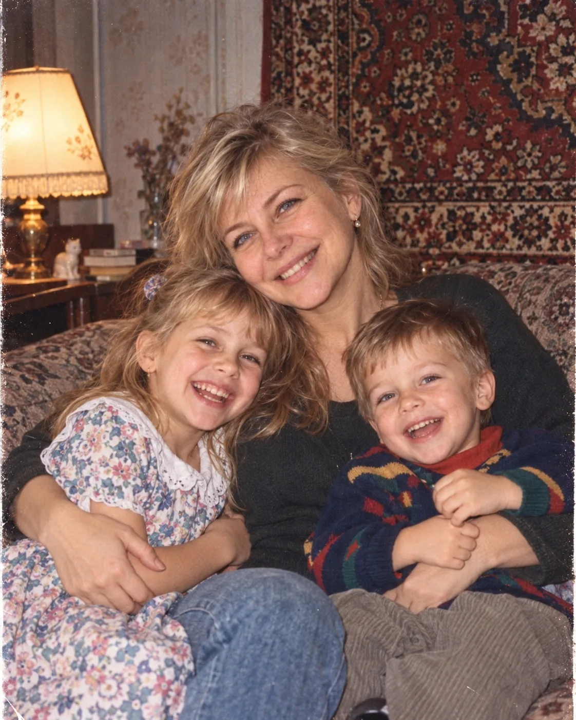Татьяна с детьми, 1995